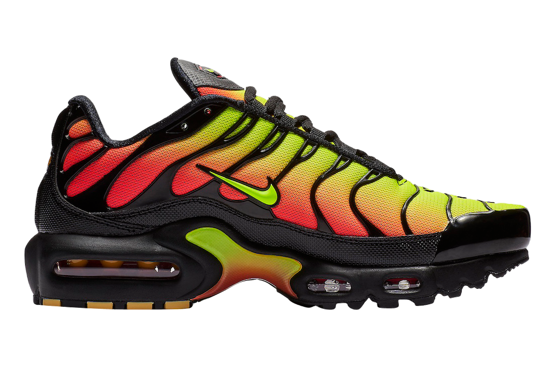 Nike WMNS Air Max Plus Volt Solar Red - Image 3