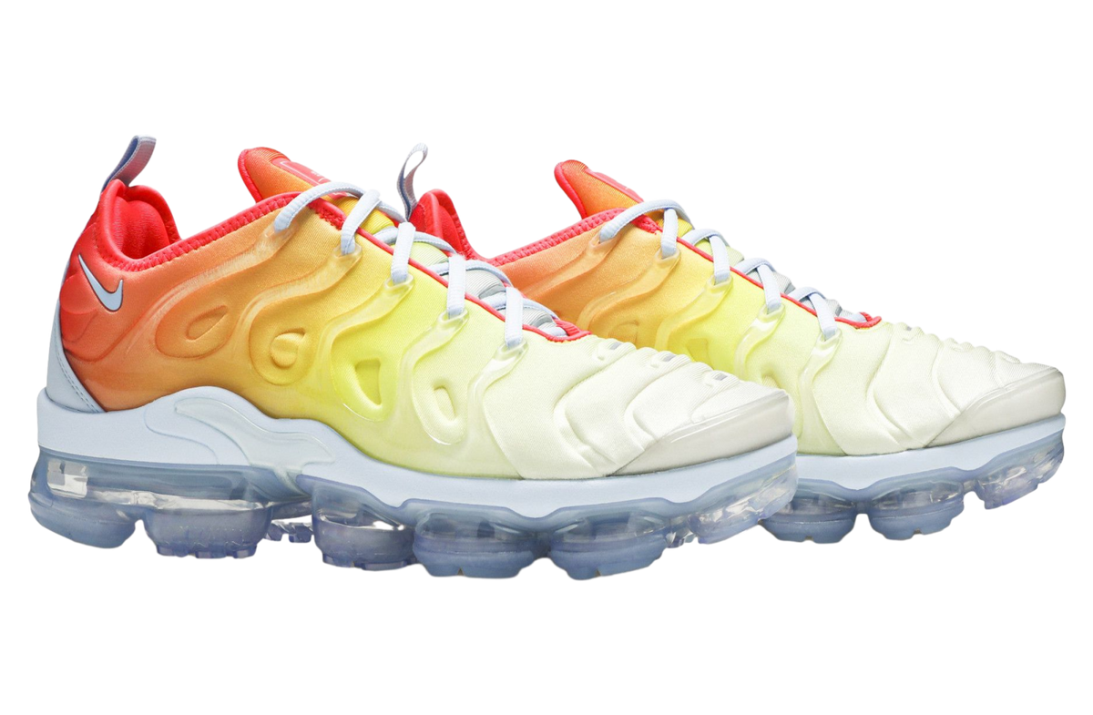Nike Wmns Air Vapormax Plus Sunrise - Image 5