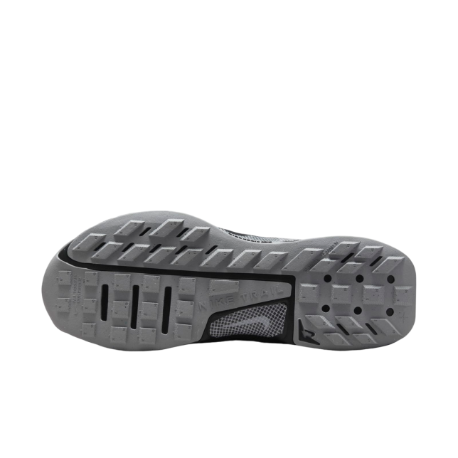 Nike Wmns Juniper Trail 3 Black / Wolf Grey - Image 3