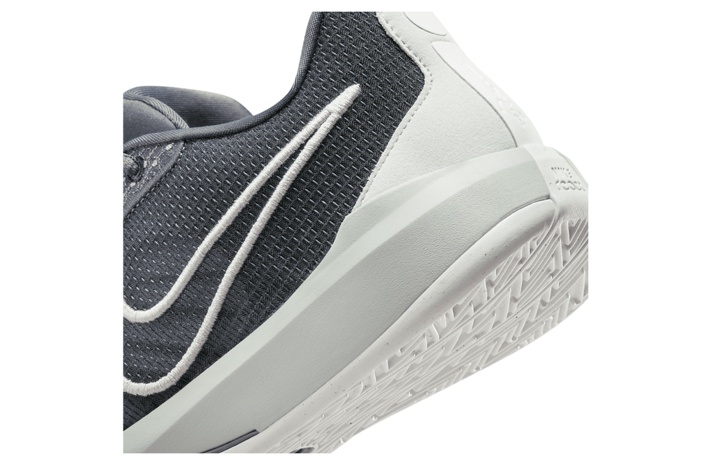 Nike WMNS Sabrina 1 Beyond The Game - Image 8