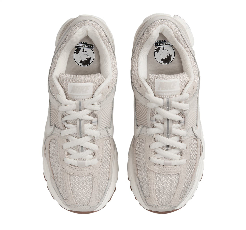 Nike WMNS Zoom Vomero 5 Light Orewood Brown - Image 4