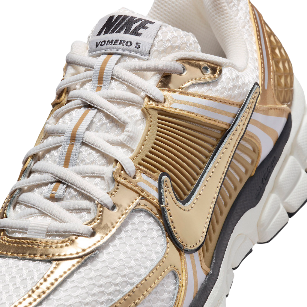 Nike WMNS Zoom Vomero 5 Metallic Gold - Image 7
