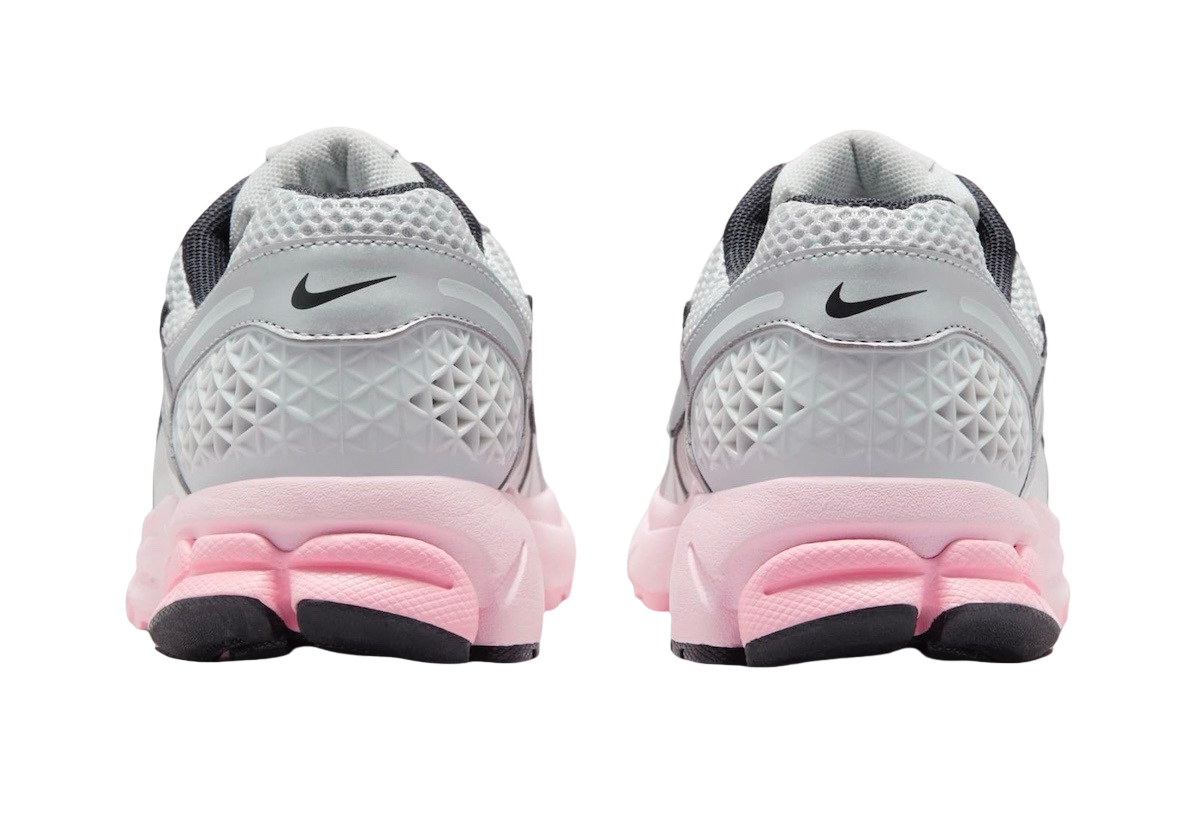 Nike WMNS Zoom Vomero 5 Pink Foam Photon Dust - Image 5