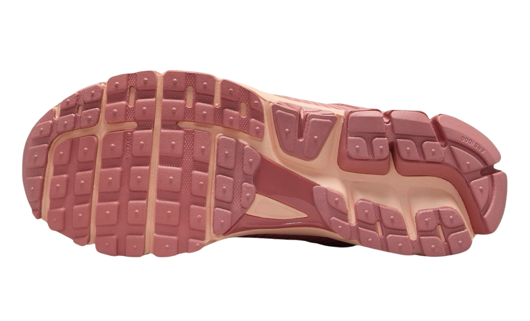 Nike WMNS Zoom Vomero 5 Red Stardust - Image 6