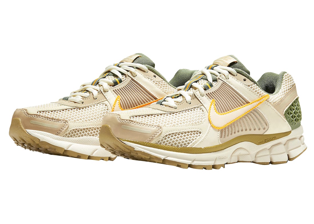 Nike WMNS Zoom Vomero 5 Sail - Image 2
