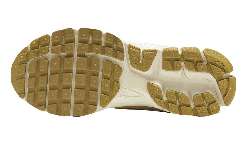 Nike WMNS Zoom Vomero 5 Sail - Image 6