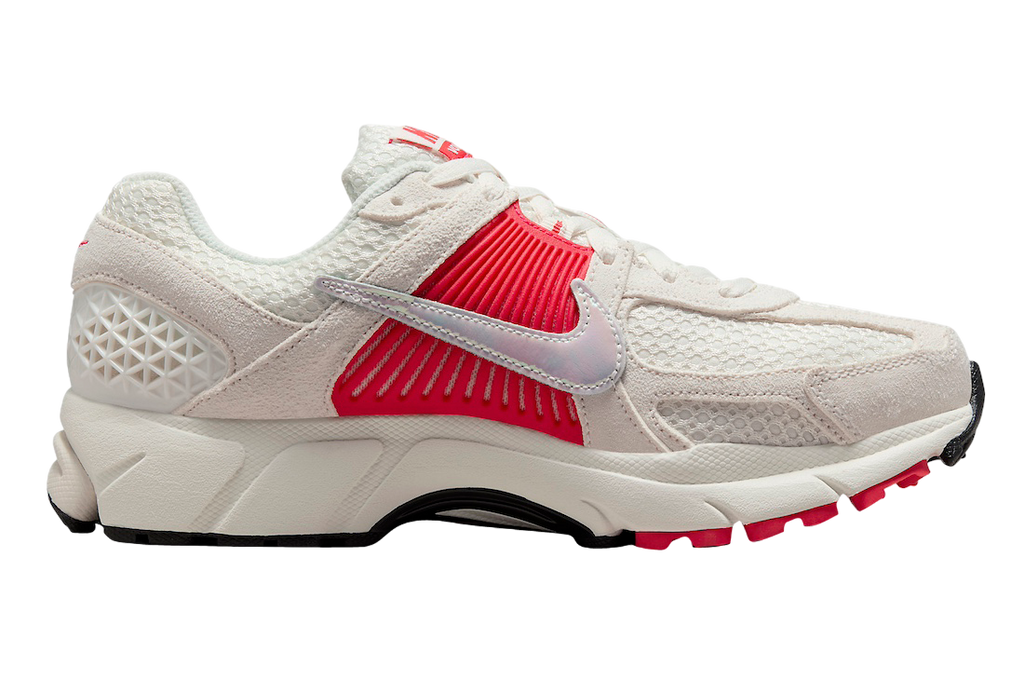 Nike WMNS Zoom Vomero 5 Sail Siren Red - Image 3