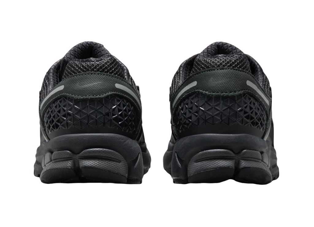 Nike WMNS Zoom Vomero 5 Triple Black - Image 5