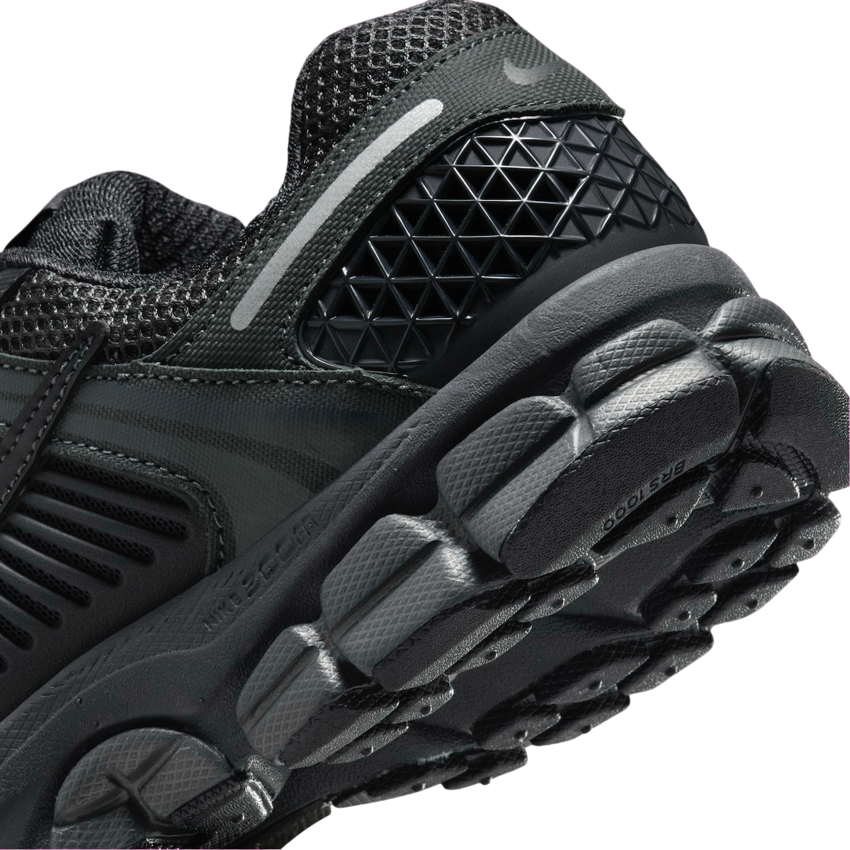 Nike WMNS Zoom Vomero 5 Triple Black - Image 8