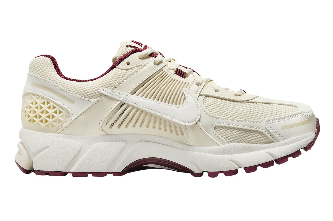 Nike WMNS Zoom Vomero 5 Valentine’s Day - Image 3