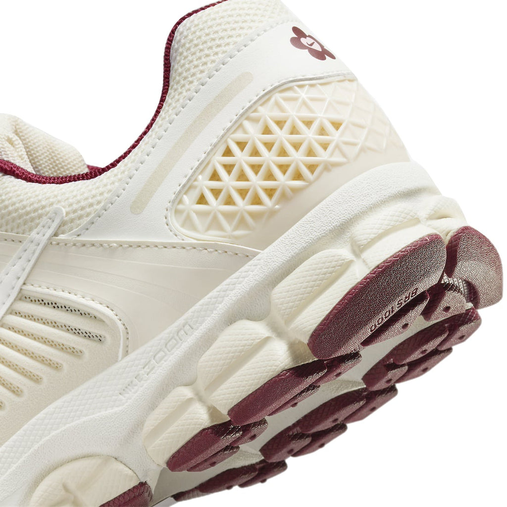 Nike WMNS Zoom Vomero 5 Valentine’s Day - Image 8