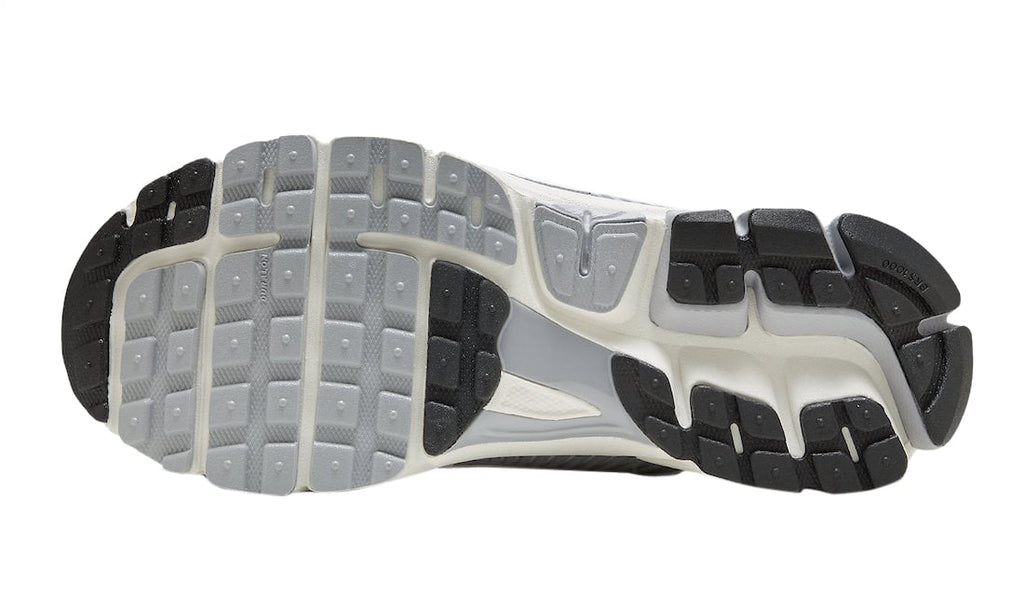 Nike WMNS Zoom Vomero 5 Wolf Grey Cool Grey - Image 6