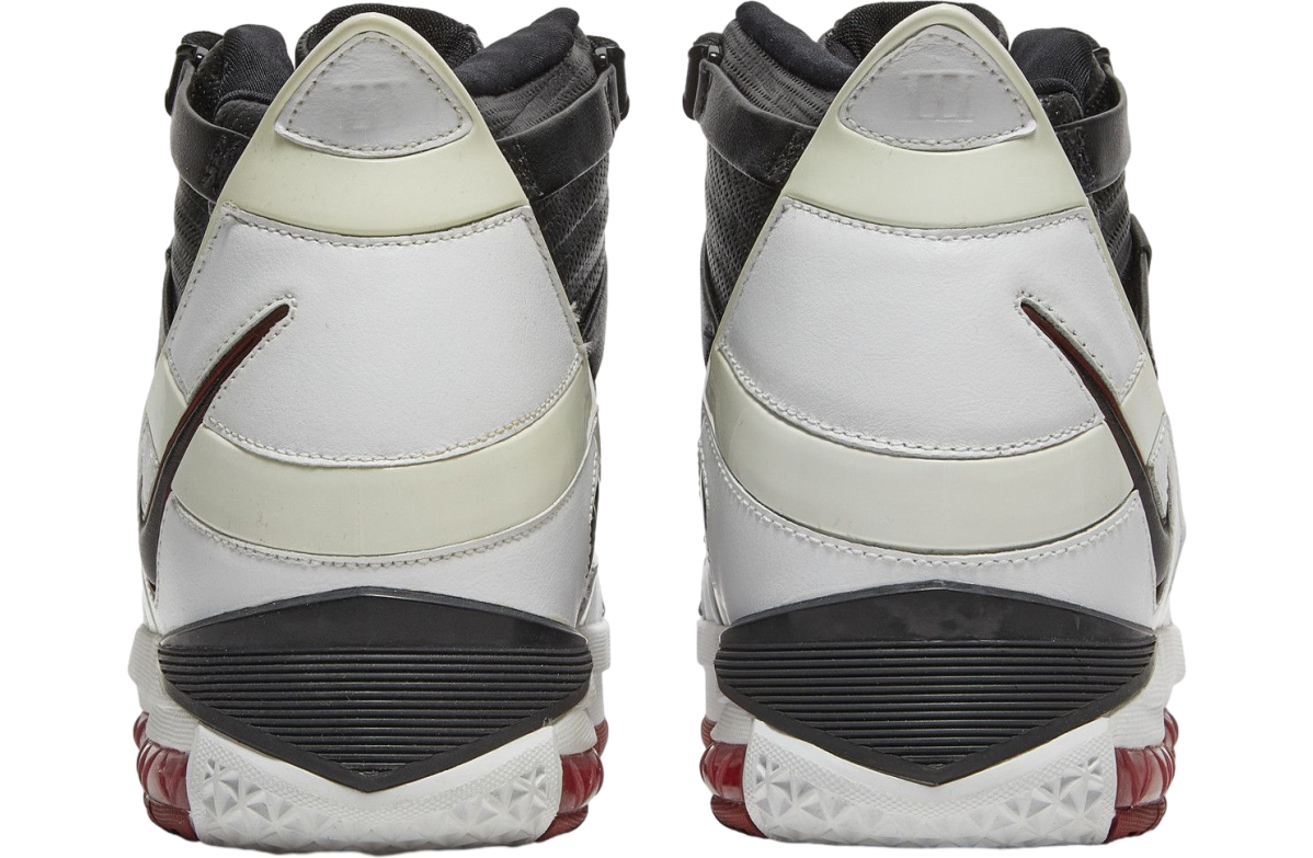 Nike Zoom Lebron 3 Home - Image 4