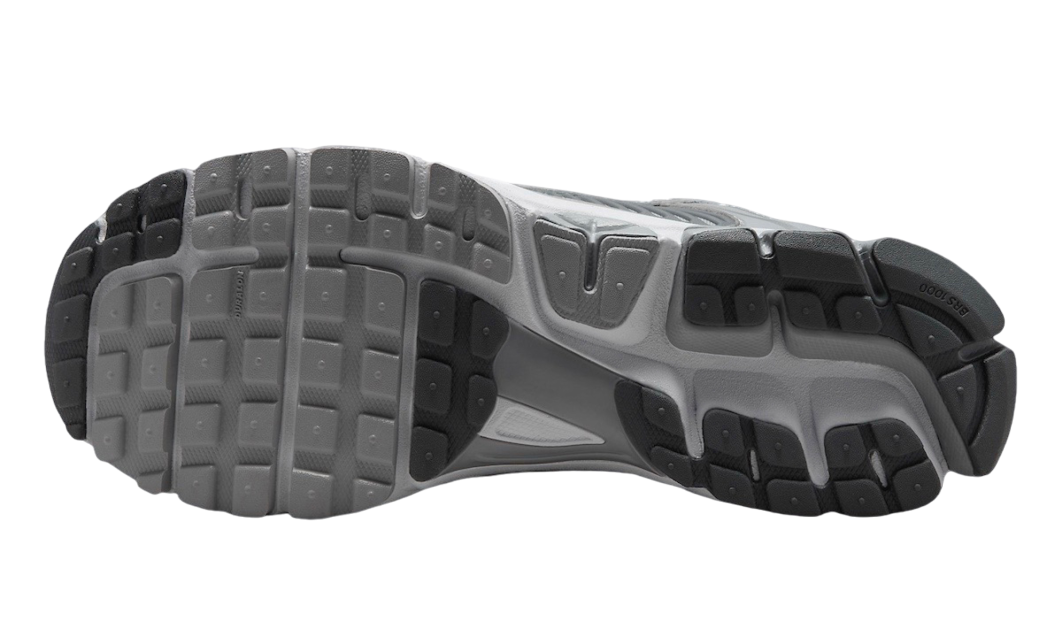 Nike Zoom Vomero 5 Cool Grey - Image 6