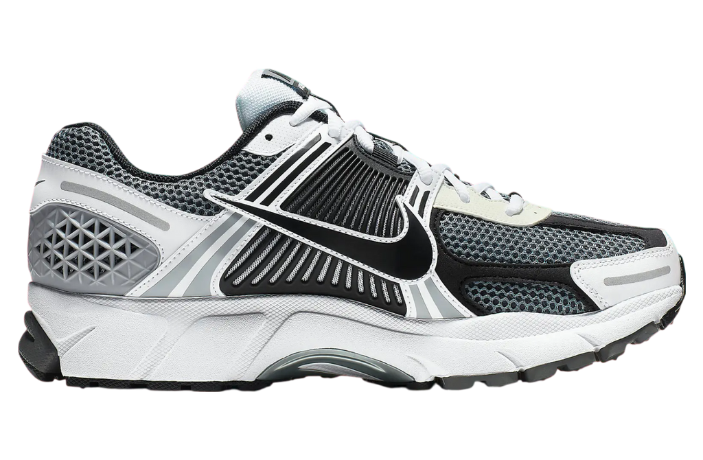 Nike Zoom Vomero 5 Dark Grey Black - Image 3