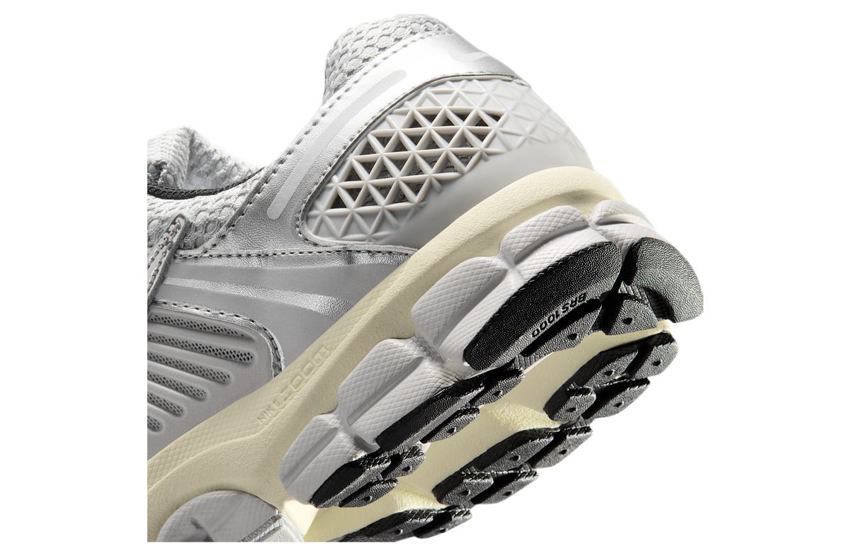 Nike Zoom Vomero 5 Grey Fog / Metallic Silver - Image 8