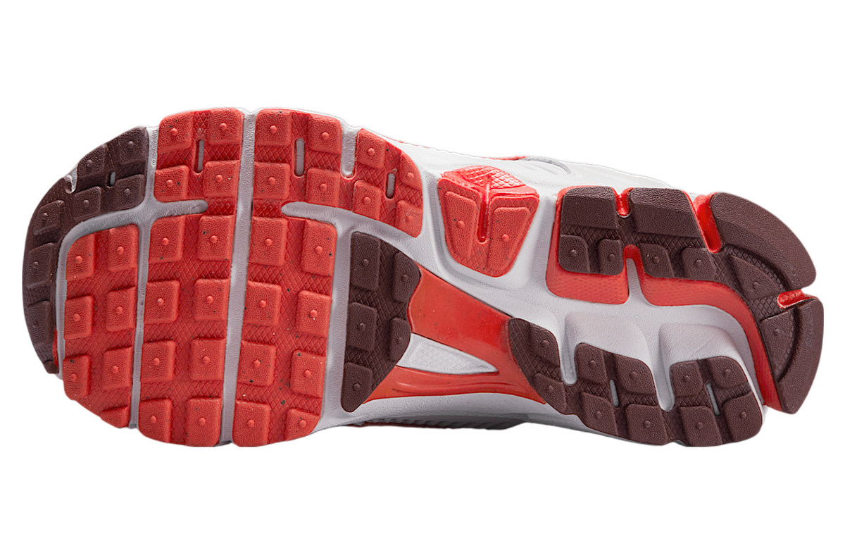 Nike Zoom Vomero 5 GS Valentine’s Day - Image 2