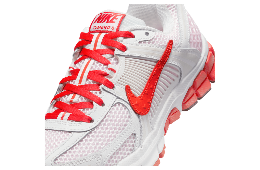 Nike Zoom Vomero 5 GS Valentine’s Day - Image 7