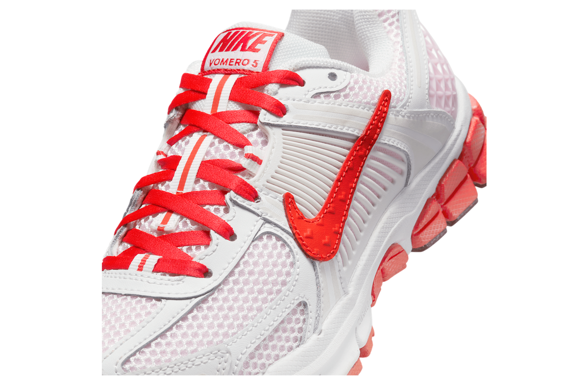 Nike Zoom Vomero 5 GS Valentine’s Day - Image 7
