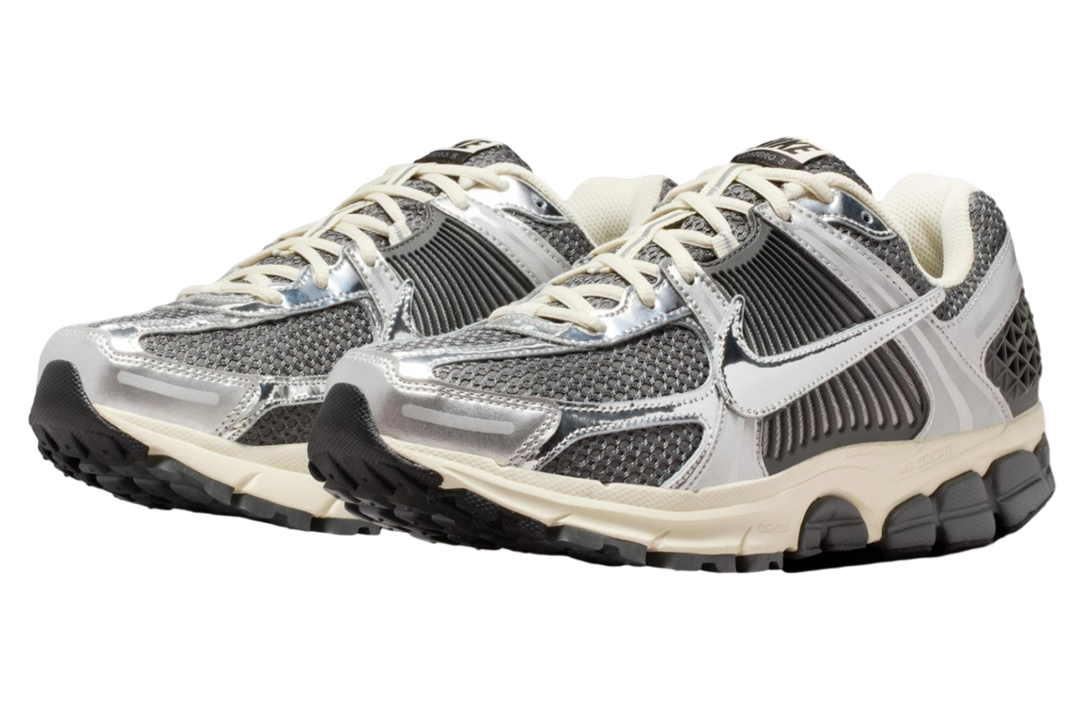Nike Zoom Vomero 5 Iron Grey / Metallic Silver - Image 2