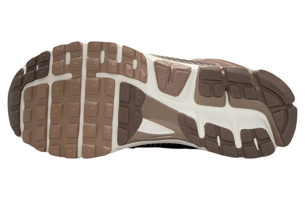 Nike Zoom Vomero 5 Mink Brown / College Grey - Image 6
