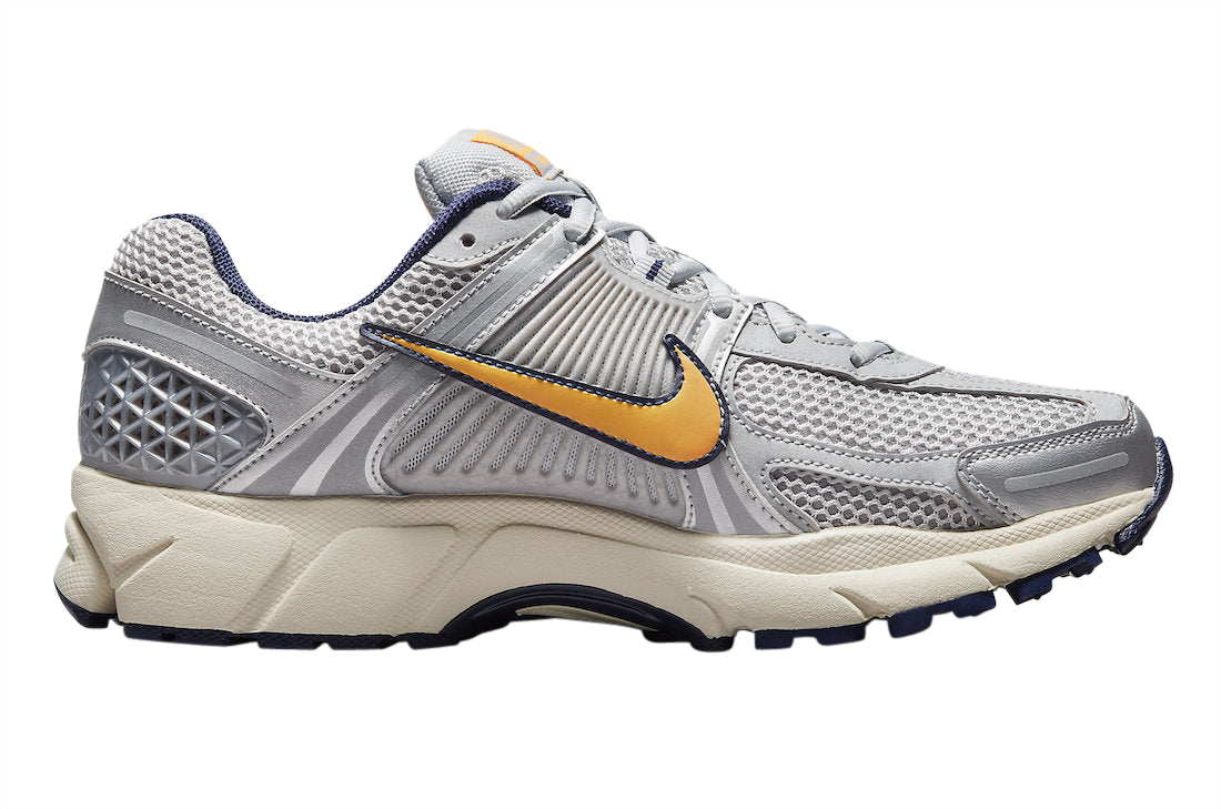 Nike Zoom Vomero 5 Pure Platinum Laser Orange - Image 3