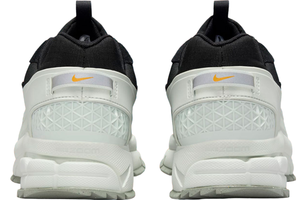 Nike Zoom Vomero 5 Roam Black / Light Silver - Image 5