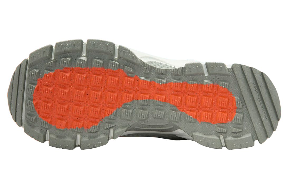 Nike Zoom Vomero 5 Roam Black / Light Silver - Image 6