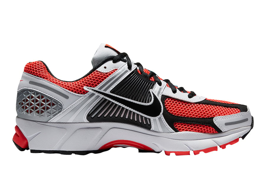 Nike Zoom Vomero 5 SE Bright Crimson - Image 3