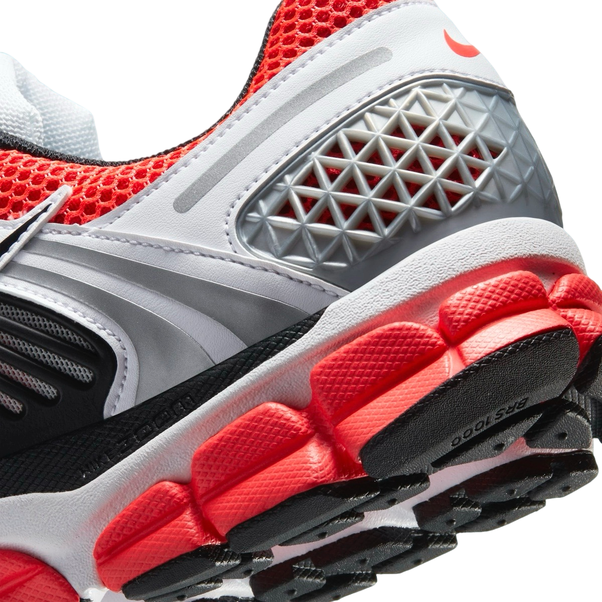 Nike Zoom Vomero 5 SE Bright Crimson - Image 7