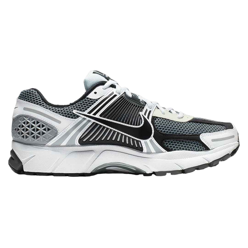 Nike Zoom Vomero 5 SE SP Dark Grey - Image 4