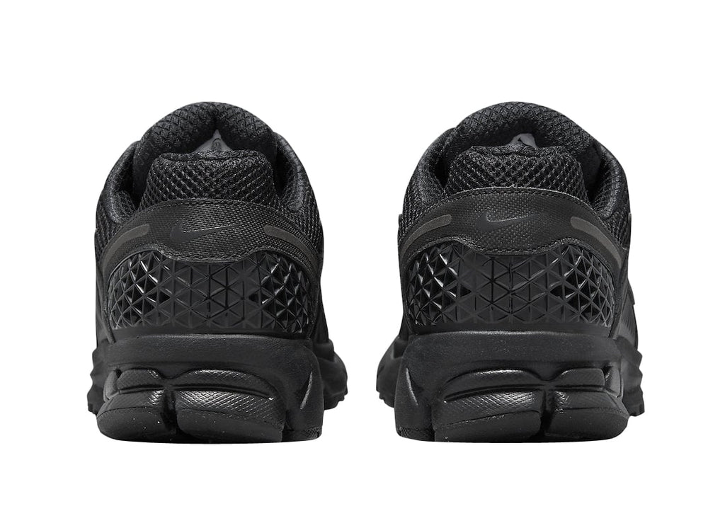 Nike Zoom Vomero 5 Triple Black - Image 5