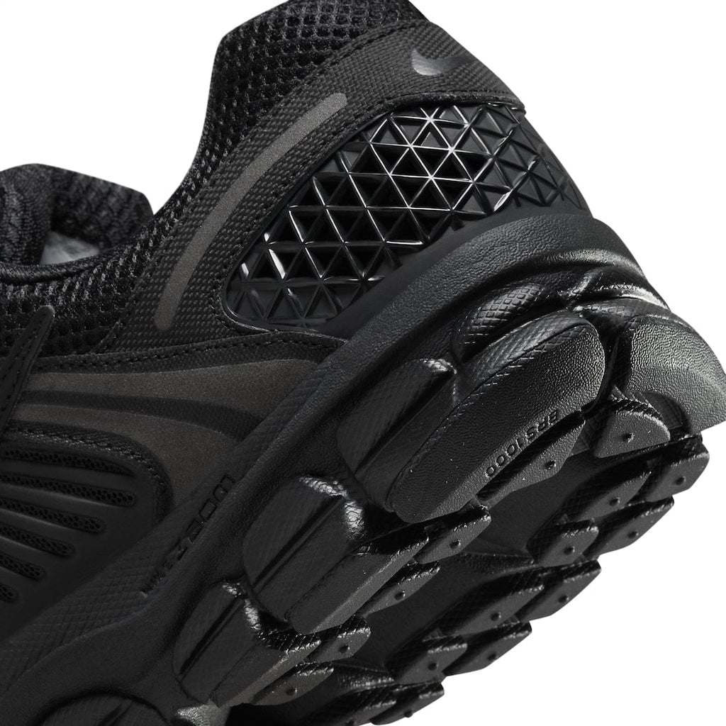 Nike Zoom Vomero 5 Triple Black - Image 8
