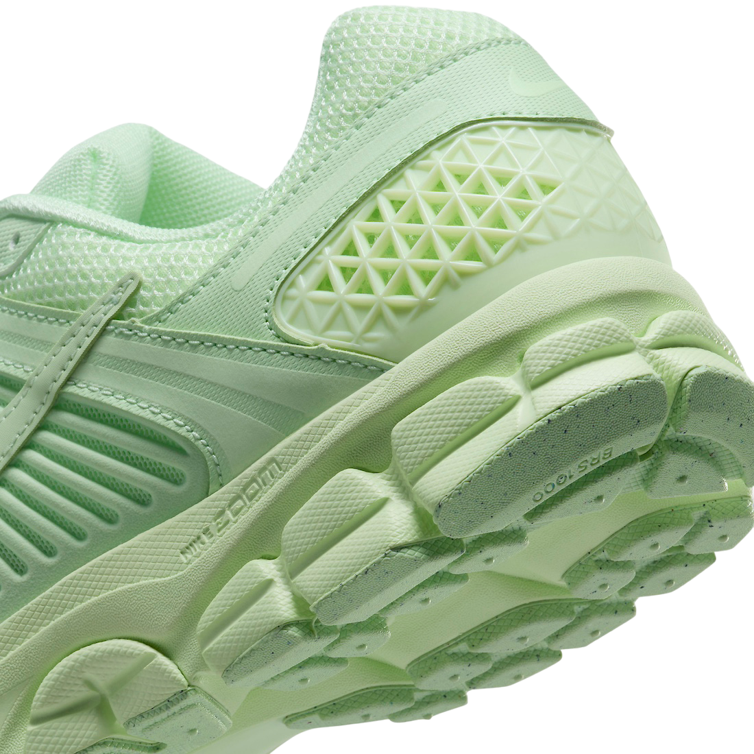 Nike Zoom Vomero 5 Vapor Green - Image 7