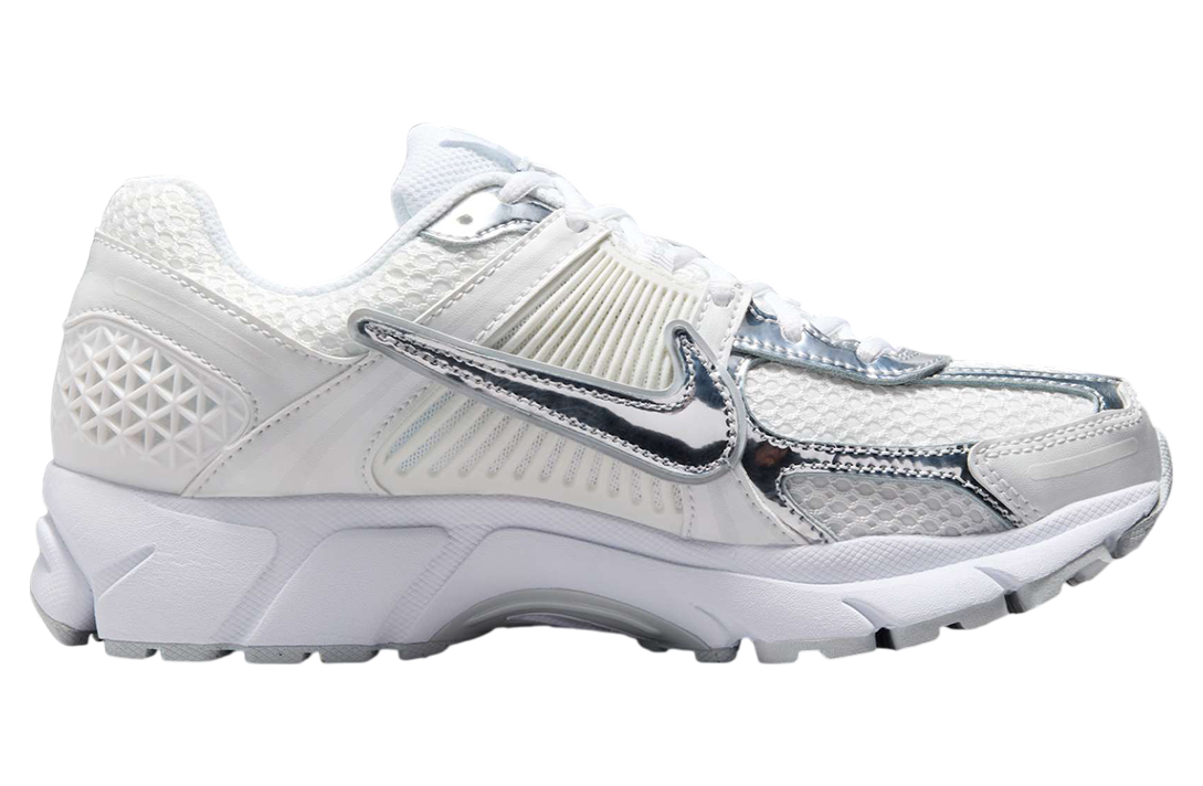 Nike Zoom Vomero 5 WMNS Chrome Toe - Image 3