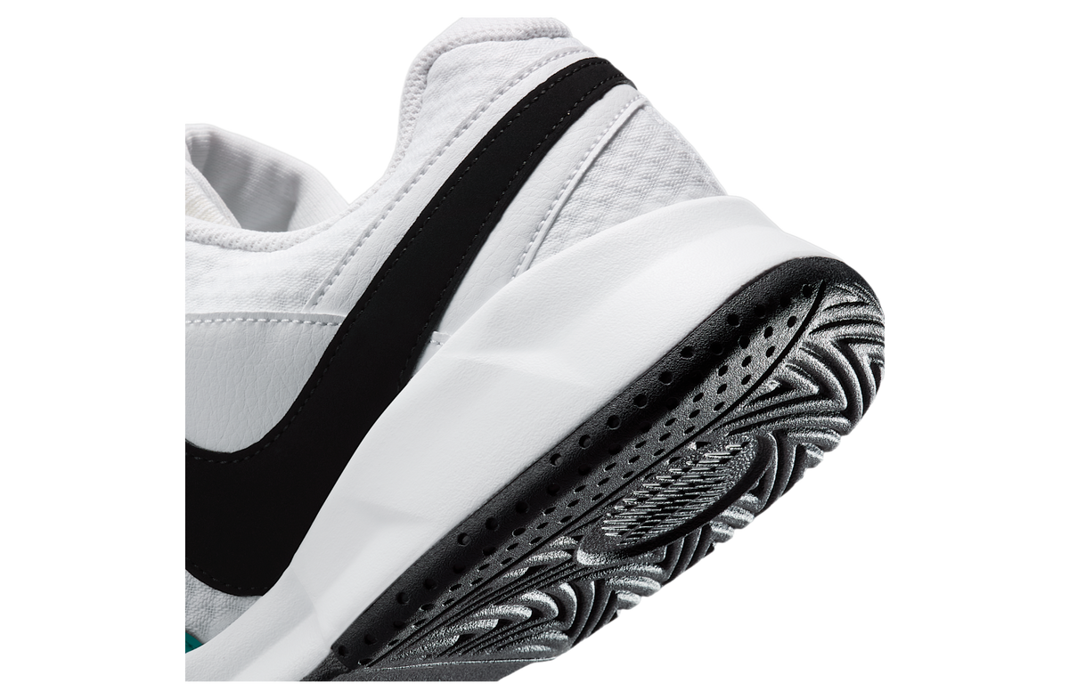 Nikecourt Lite 4 White / Radiant Emerald - Image 8