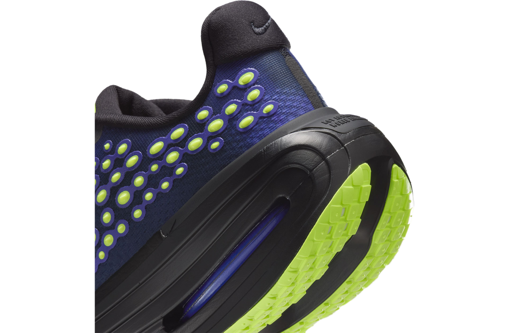 Nikes Vomero Premium Black / Rush Violet - Image 8