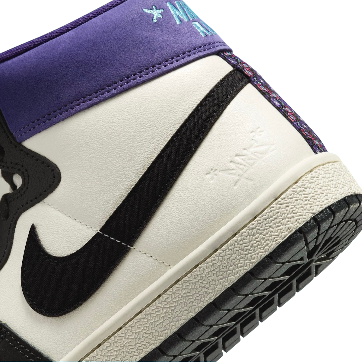 Opium Paris x Air Jordan Air Ship Charlotte Hornets - Image 9