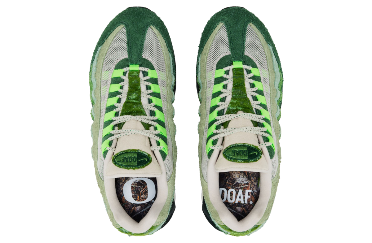 Oregon Ducks x Nike Air Max 95 Fir / Electric Green - Image 3