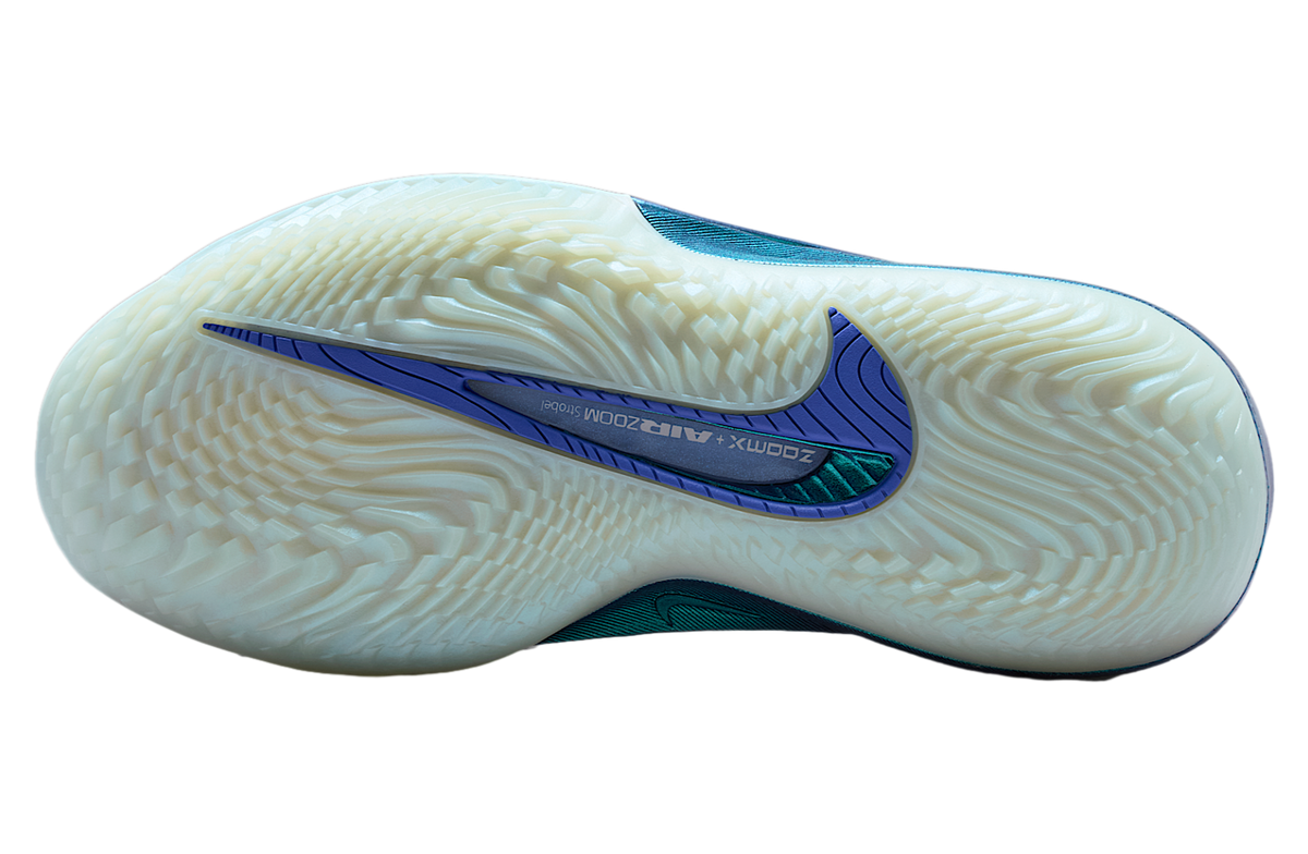 Paige Bueckers X Nike GT Cut 4 - Image 2