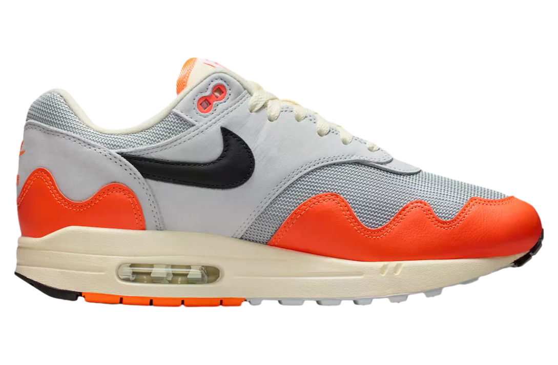 Patta x Nike Air Max 1 Hyper Crimson / Pure Platinum - Image 3