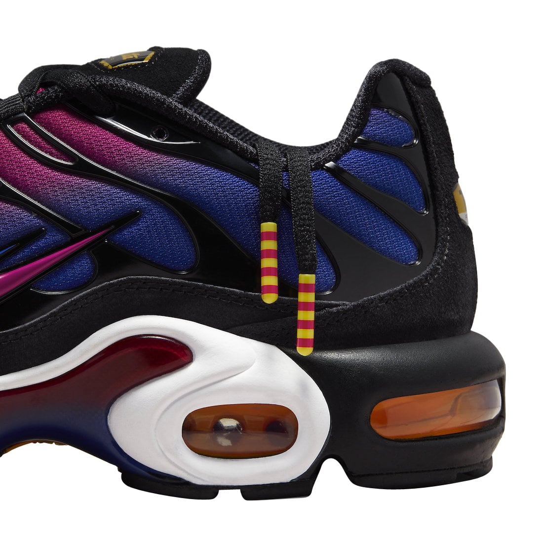 Patta x Nike Air Max Plus FC Barcelona - Image 11
