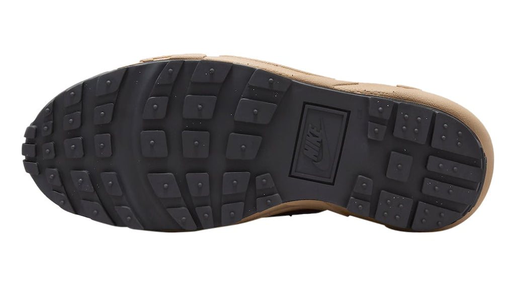 sacai x Nike Magmascape Light British Tan - Image 6