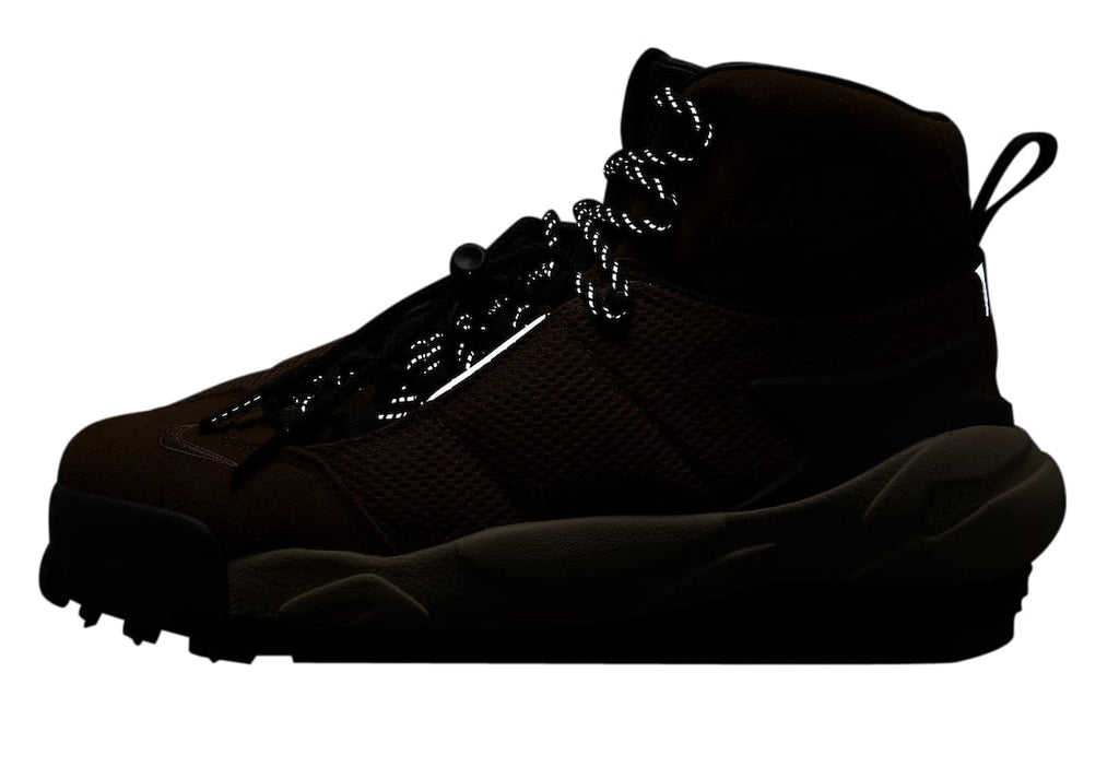 sacai x Nike Magmascape Light British Tan - Image 9