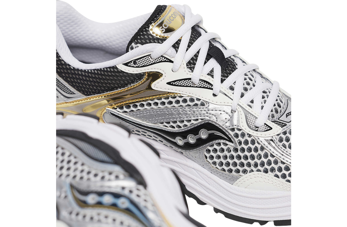 Saucony OG Progrid Omni 9 Silver / Gold - Image 7
