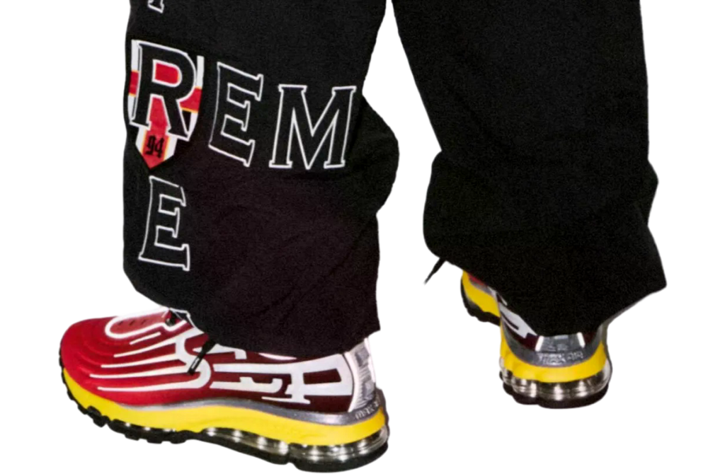 Supreme x Nike Air Max 2000 University Red / Gym Red - Image 3