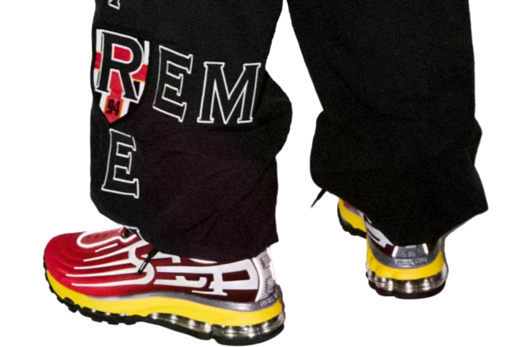 Supreme x Nike Air Max 2000 University Red / Gym Red - Image 3