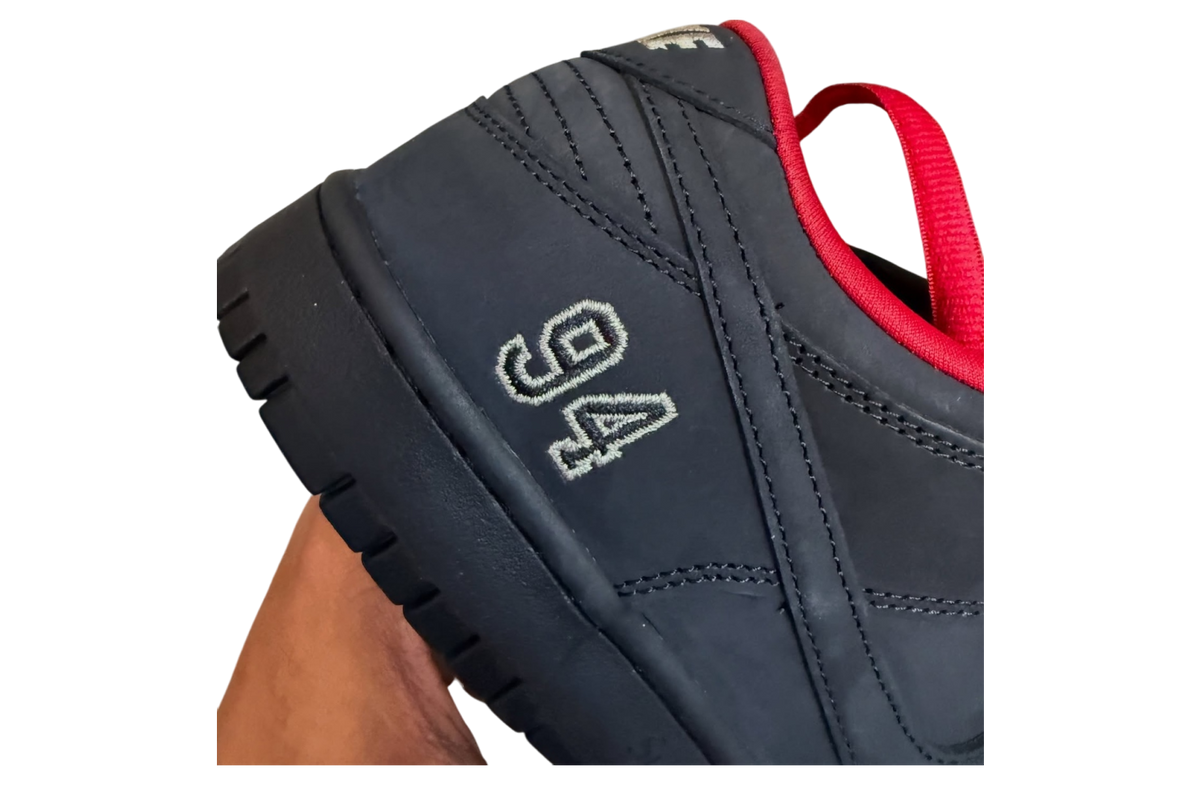 Supreme x Nike SB Dunk Low 94 Black 2025 - Image 12