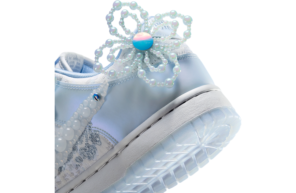 Susan Fang x Nike Dunk Low Summit White / Wolf Grey - Image 8