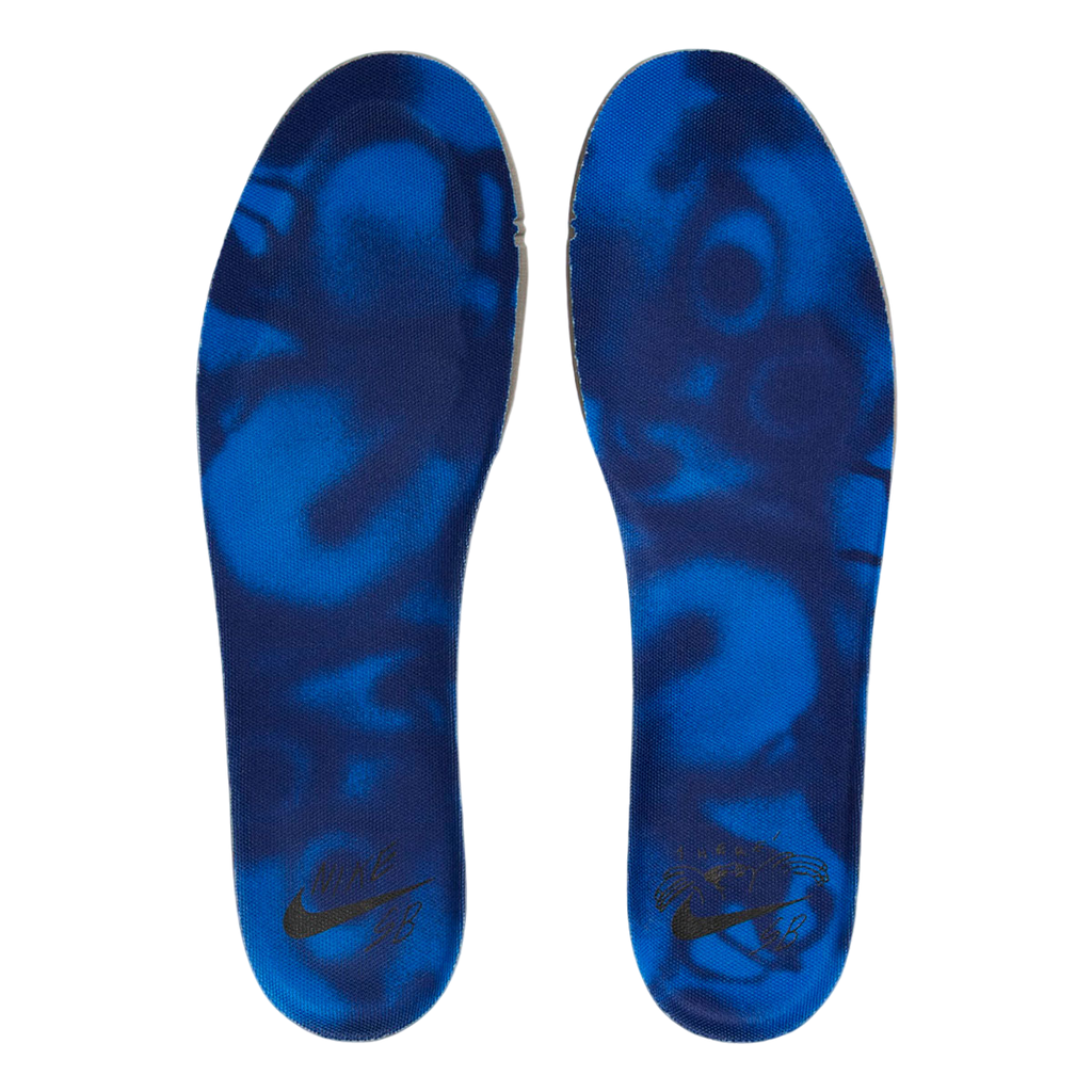 There Skateboards x Nike SB Dunk Low - Image 11